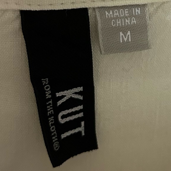 $99 KUT From the Kloth Short Sleeve Button Down Romper Medium White stretchy - Picture 5 of 7